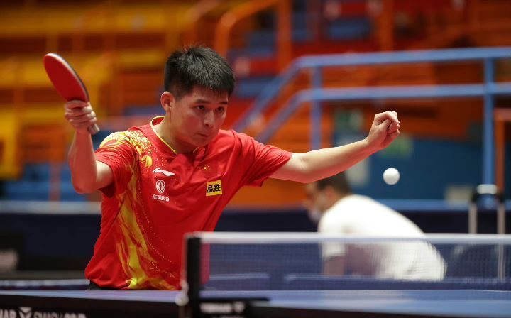 甚至在禁区 甚至在禁区