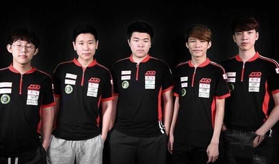 4000万到9000万！切尔西诱惑难敌，费尔明留巴萨，弗里克力挺！