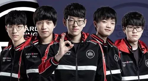 强的故事 强的故事